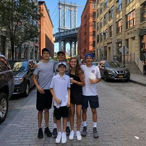 Meet your Posher, Mia